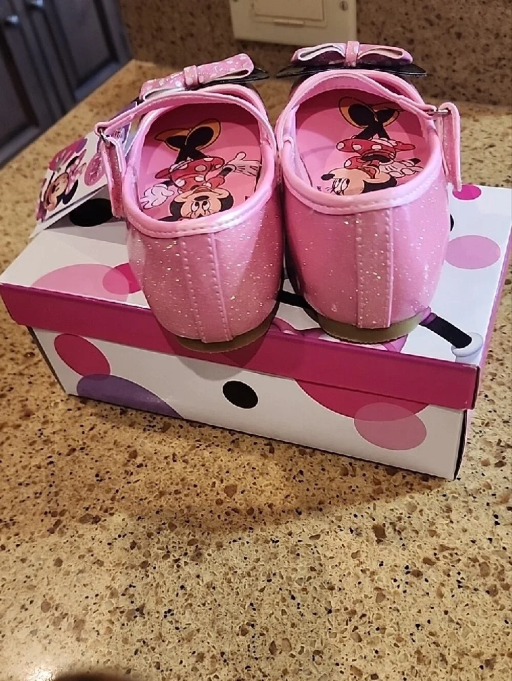Disney Pink Minnie Mouse Glitter Bow Mary Jane Shoes for Kids NEW IN BOX SIZE-12